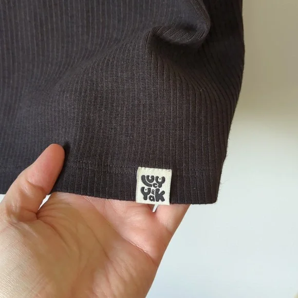 Lucy & Yak Susie Vest Top: ORGANIC COTTON & LENZING ECOVERO - Black - Size XL - Picture 4 of 7